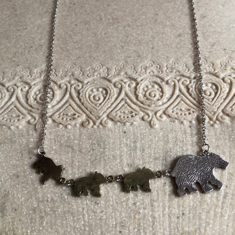 New Momma with 3 Cub Necklace great gift